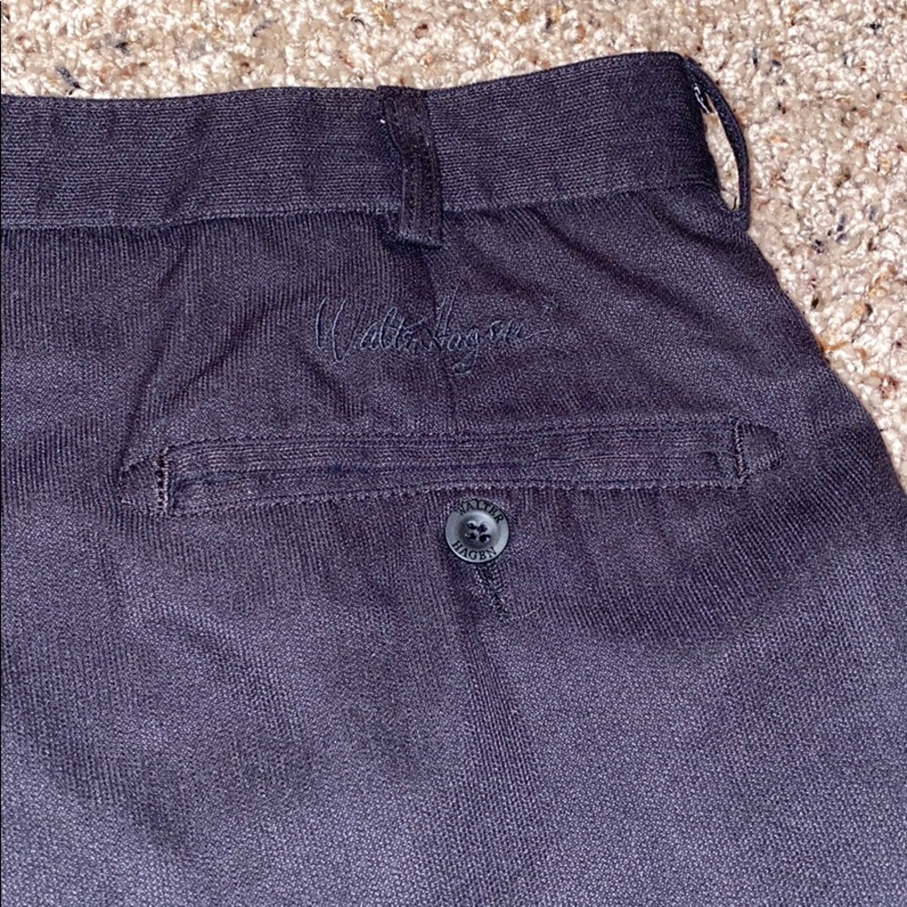 Black Walter Hagen Shorts - Picture 10 of 11